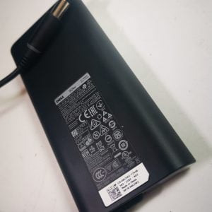 Dell 90W AC Adapter - LA90PM130 power pack and pin